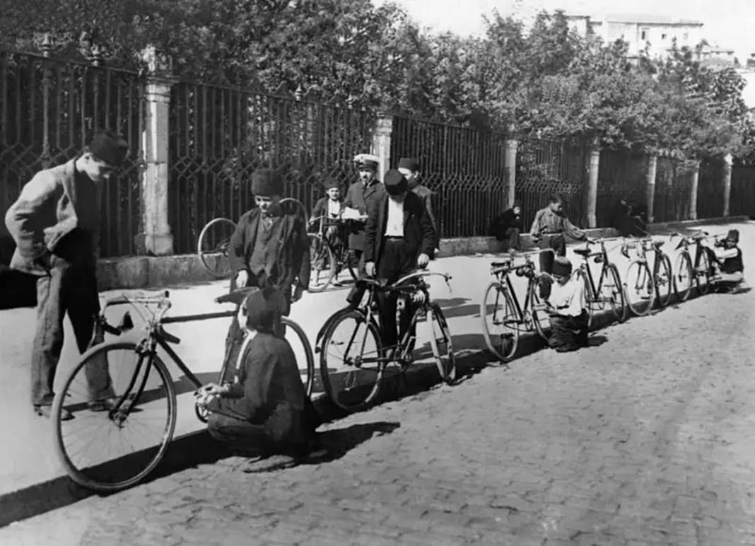 Dünyanın ilk bisikletli gezgininden şaşırtan 19. yüzyıl İstanbul tasviri! 26